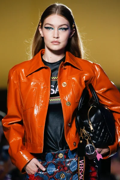 Look 22